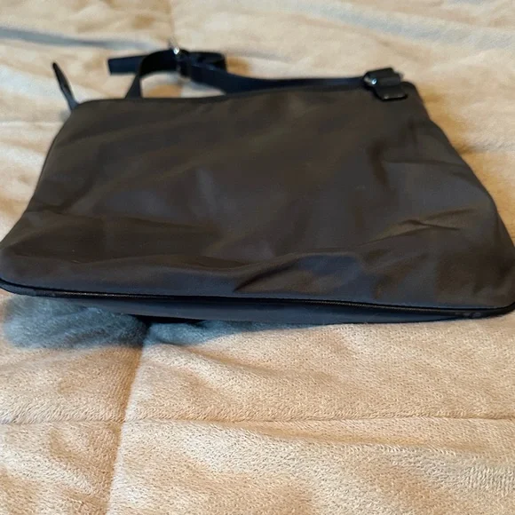 Michael Kors Black Nylon Messenger Crossbody Bag - Picture 5 of 7